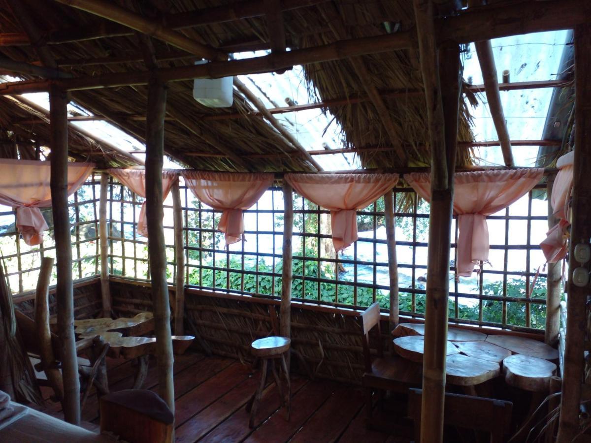 BalgueEl Bamboo Cabins公寓 外观 照片
